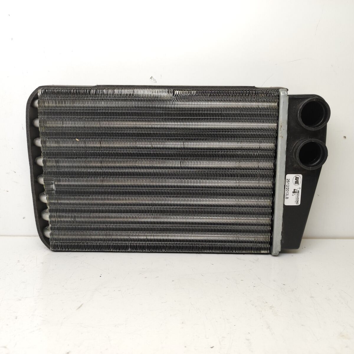 KALE 351685-KALORIFER RADYATORU RENAULT MEGANE II > 7701207712 (SASİ KONTROL)///-3857